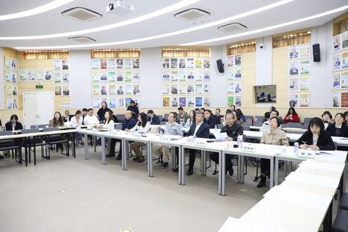 26個(gè)項(xiàng)目獲學(xué)校研究生思想政治教育工作精品項(xiàng)目立項(xiàng)——珠海職業(yè)培訓(xùn)專(zhuān)題報(bào)道